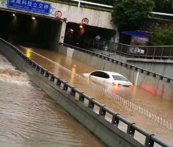 深圳台风最新消息，多方观点分析与个人立场阐述深度解读