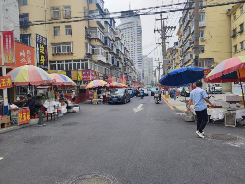 揭秘都市小巷深处的独特风味，一家隐藏于喧嚣中的特色小吃店（2024年最新）