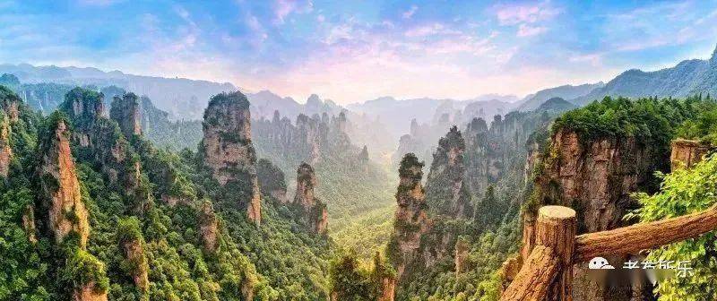 橙红年代最新探索，自然美景之旅的震撼篇章