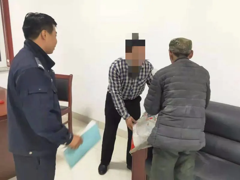 友情陪伴温馨时光